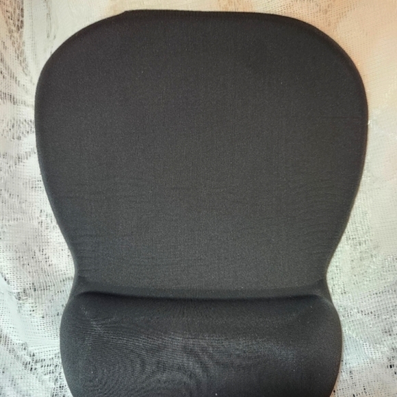 Memory Foam Computer/ Labtop Mouse Pad. - Picture 3 of 5